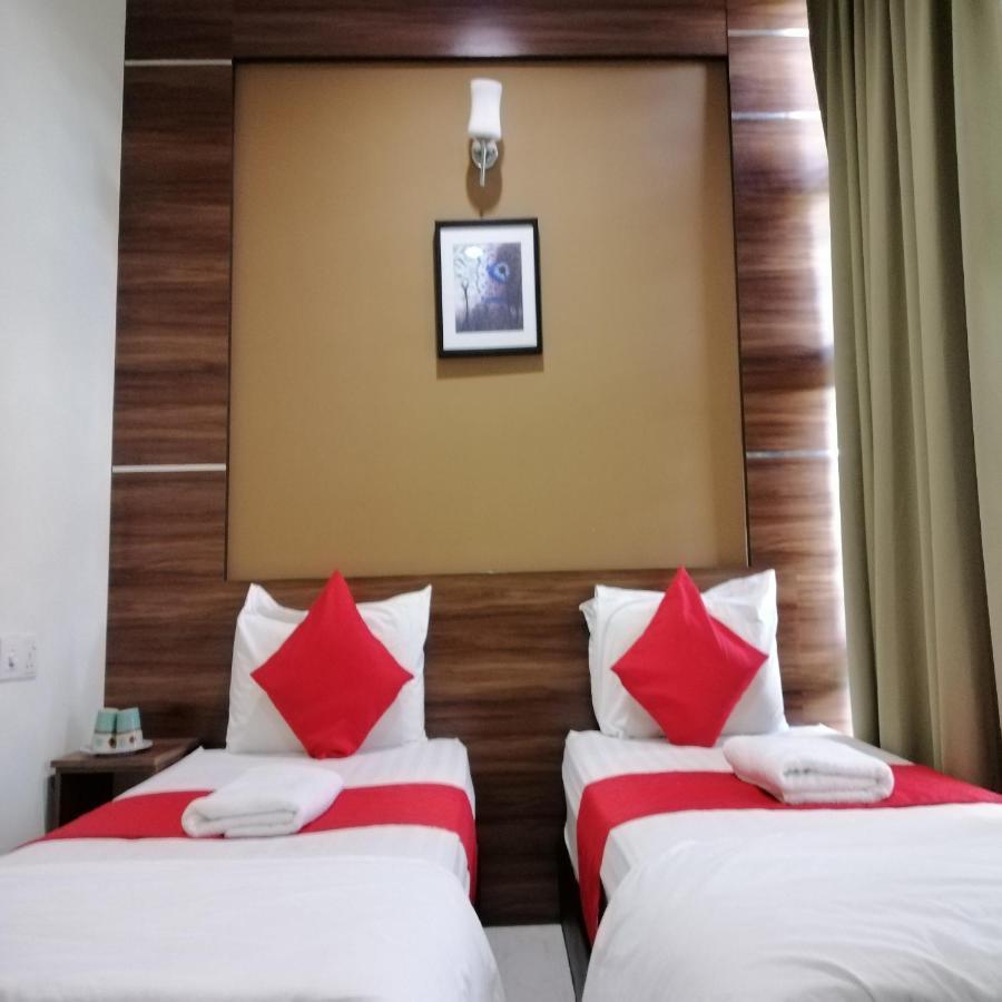 שאה אלאם Hotel Meria מראה חיצוני תמונה